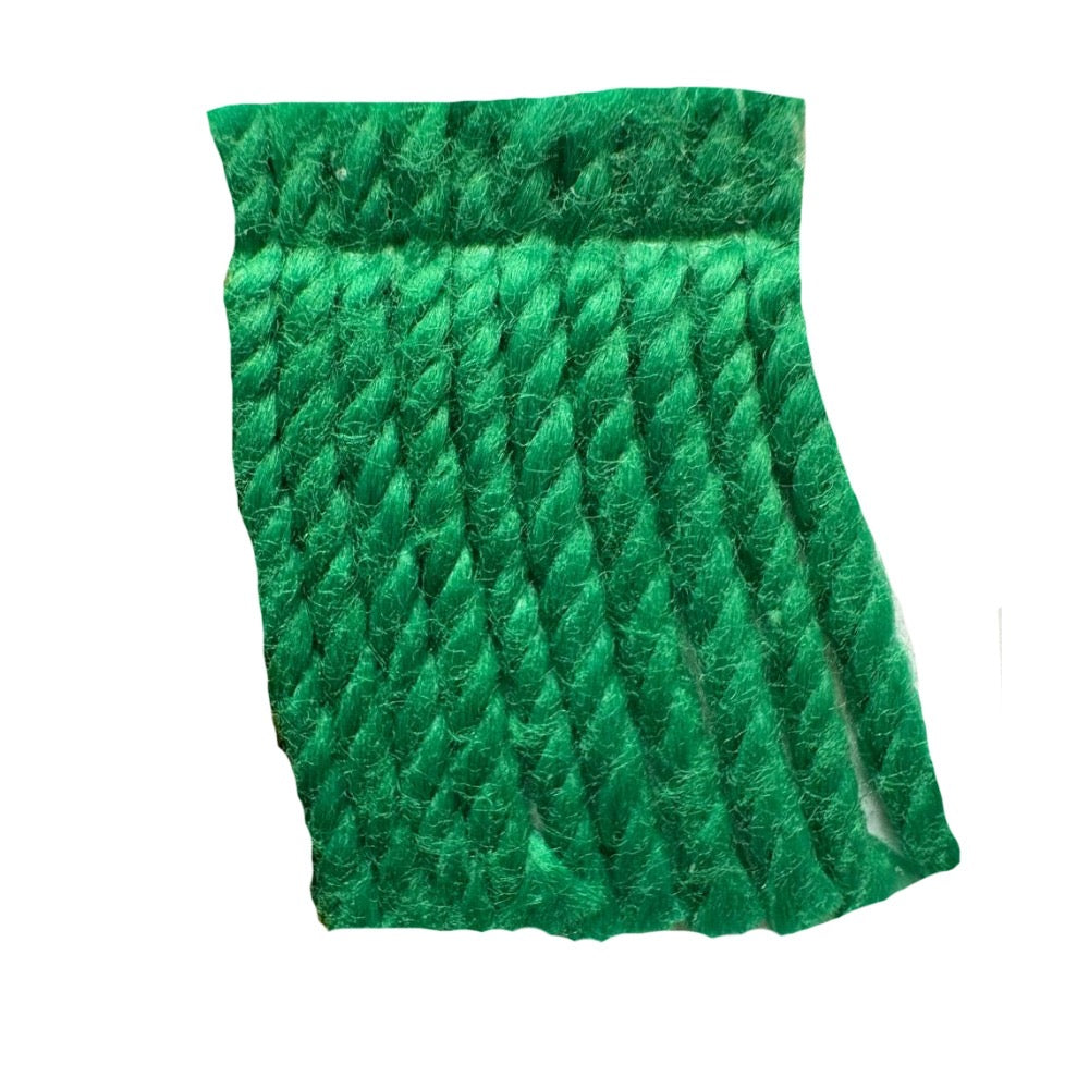 Hilaza Isuela, marca Omega, BOLSA con 5 madejas de 100g con 270m